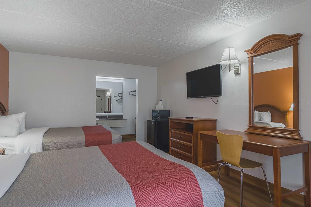 Motel 6 韦克罗斯 外观 照片
