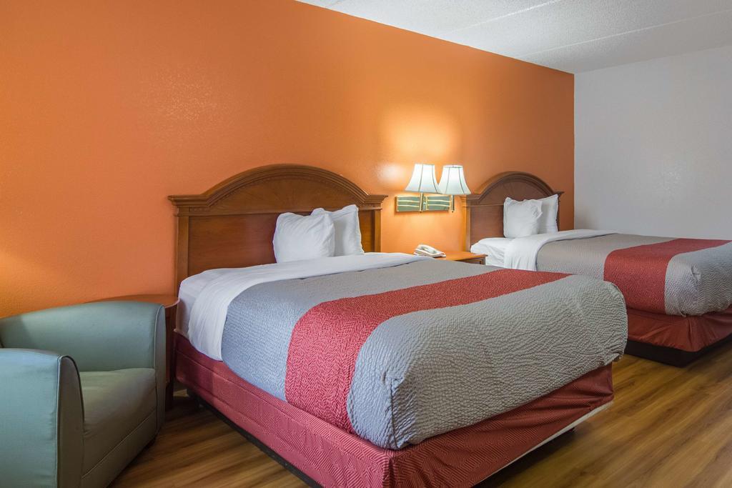Motel 6 韦克罗斯 外观 照片